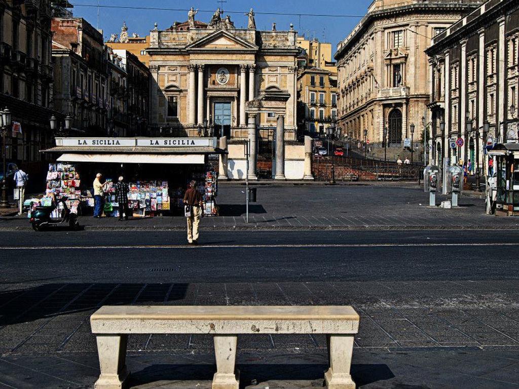 B&B Stesicoro Inhabit - Guesthouse City Center Katanya Dış mekan fotoğraf