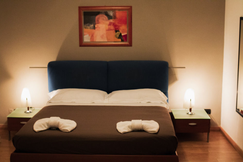 B&B Stesicoro Inhabit - Guesthouse City Center Katanya Dış mekan fotoğraf